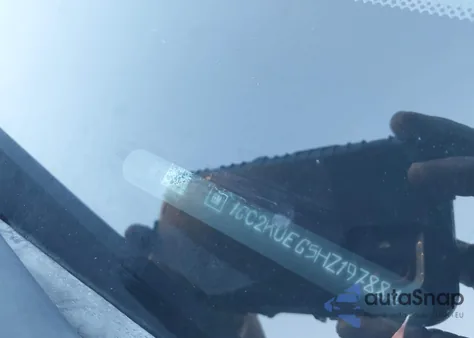 2017 Chevrolet Silverado 2500Hd Wt z USA, uszkodzony, nr VIN 1GC2KUEG5HZ197884